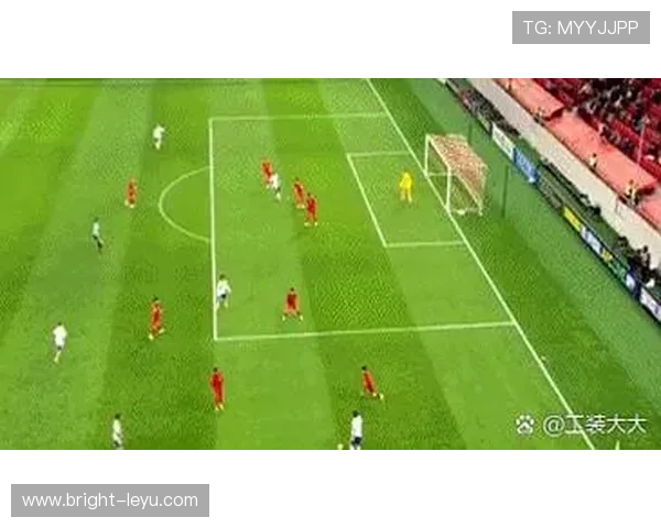 反弹手球判罚到底算不算犯规？规则背后的细节解析