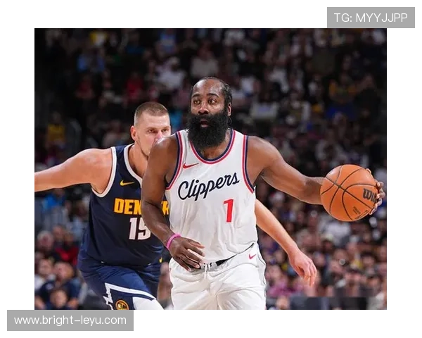 哈登挡拆命中率提升显著 拉开威少防守差距主导得分节奏