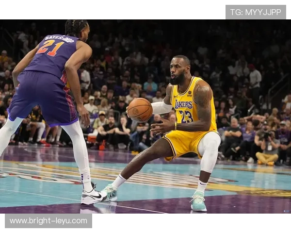 斯托贾科维奇三分高效砍分 拉开对阵核心防线差距